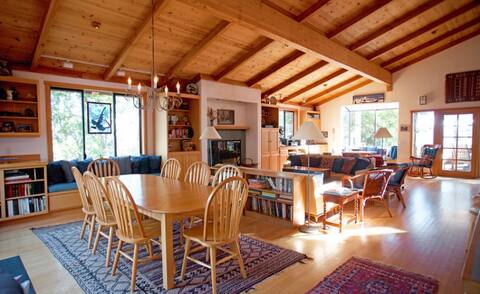 Fox Ridge & Fox Haven Sleeps 14 a Family Retreat