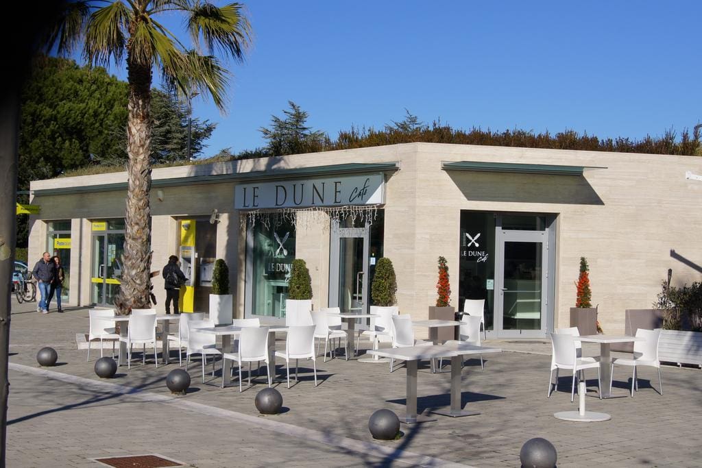 Cafe