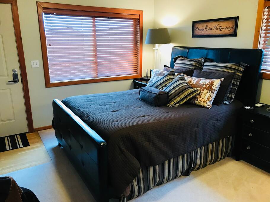 Queen Bed