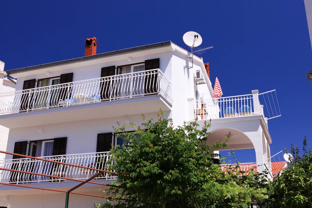 Terasy apartmánů