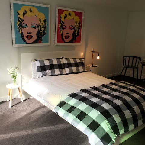 Stunning Studio in Grey Lynn