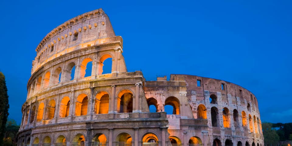 THE COLOSSEUM'S VIEW