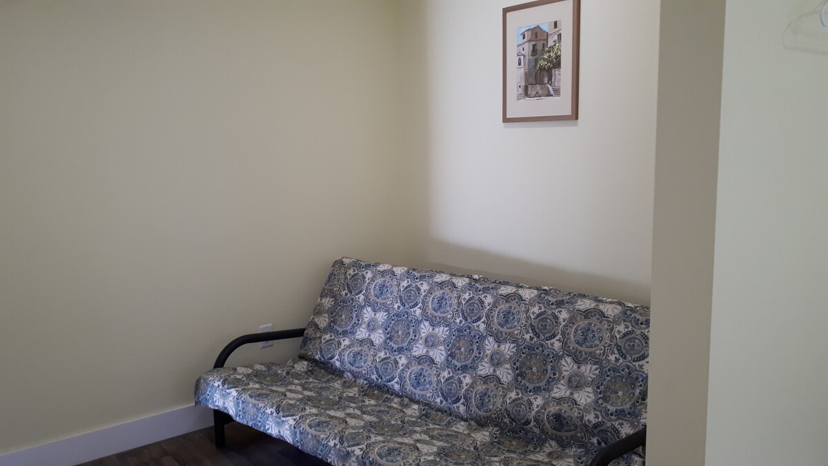 Futón en el dormitorio 2, si es necesario.