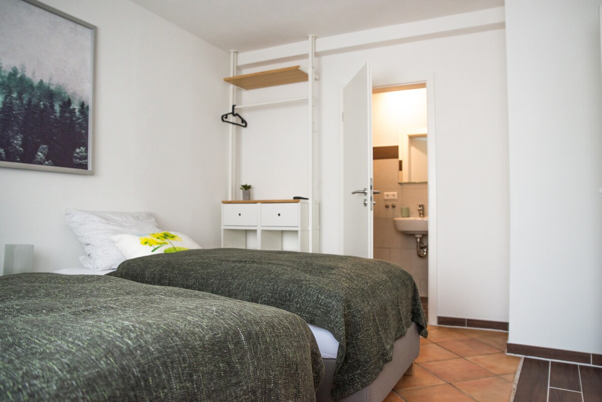 Schlafzimmer 1 60 Breit Ebay Kleinanzeigen