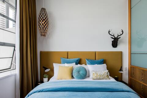 Lavishness in a Landmark Hotel with Views and Rooftop Pool