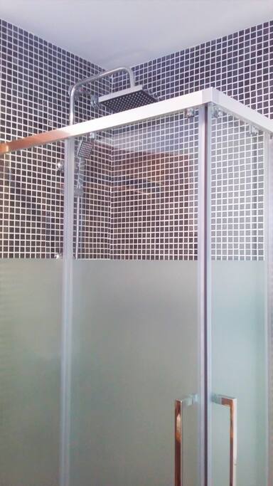 Baño estilo Nórdico / Nordic style bathroom