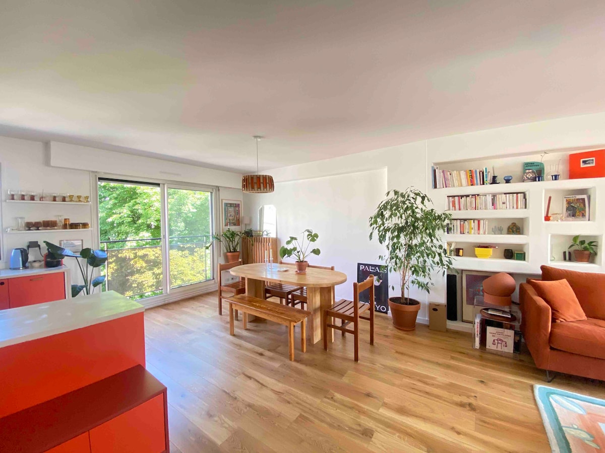 Annonce Airbnb populaire: Bright apartment in Menilmontant à Paris