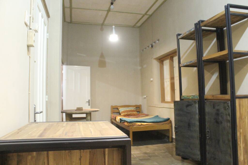 Kamar 01 / Room 01