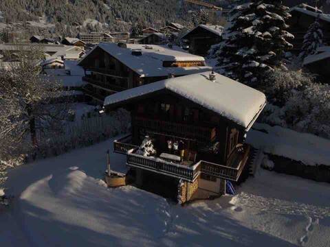 Lovely family cottage with exceptional views