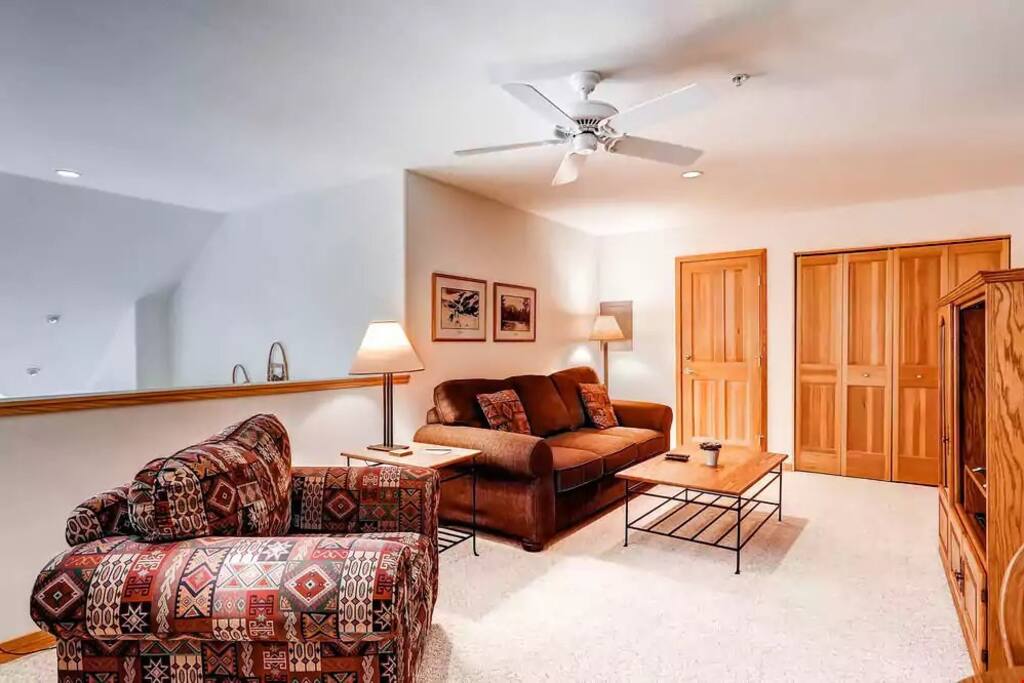 Kick up your feet and relax in the spacious living area after a day on the slopes.