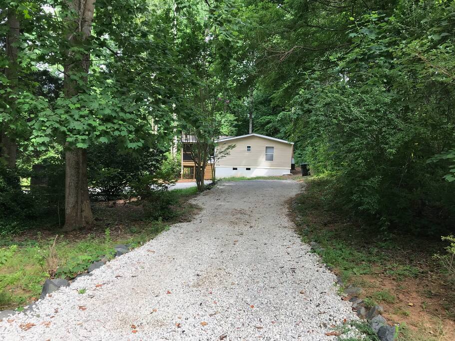 Swansboro Lane Country Chalet
