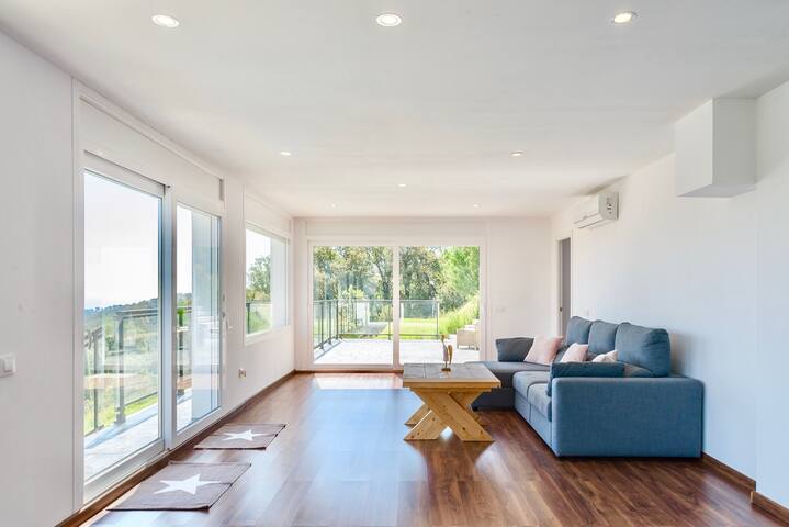 Villa Sea & Mountain View & Game Room 19 Guests gallery image 5