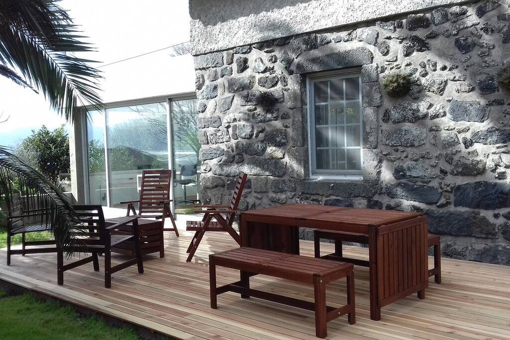 Huge deck for sharing