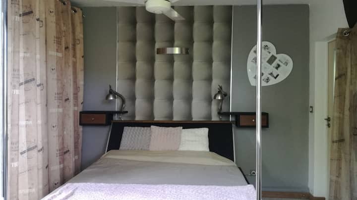 Chambre 1 RDC (สว่าง 160 × 200)