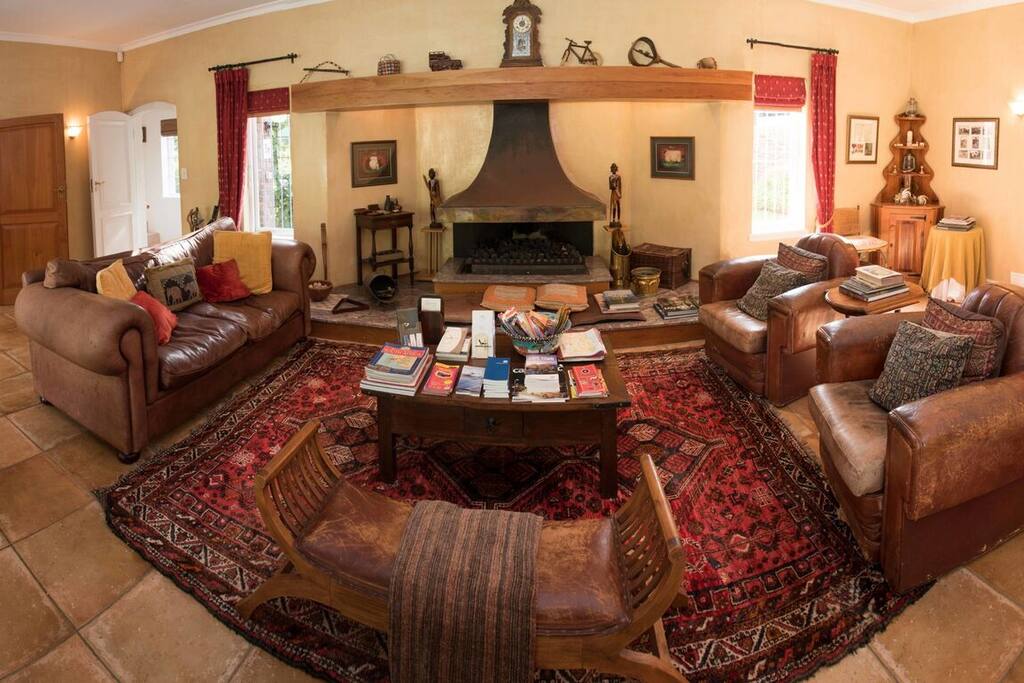Guest Lounge
