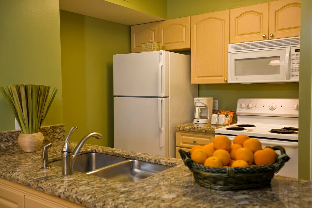 Kitchen equipped with all the basics