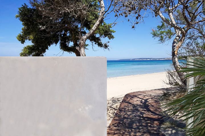 ★Alchimia★Beachside Suite Stunning Seaviews Puglia