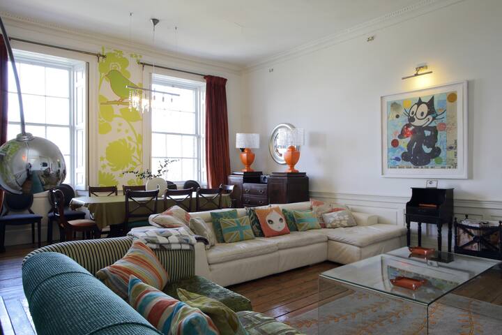 No19 The Apartment. Licence No: EH-70229-F gallery image 2