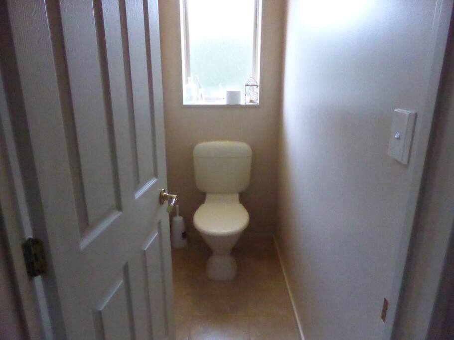 Private toilet