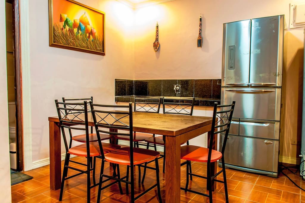 DINING AREA - 1ST LEVEL