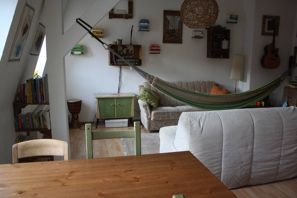 The hammock can be remove