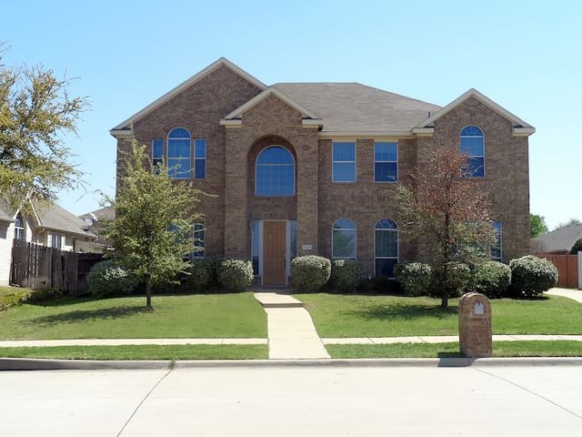 Airbnb Joe Pool Lake Vacation Rentals Places To Stay