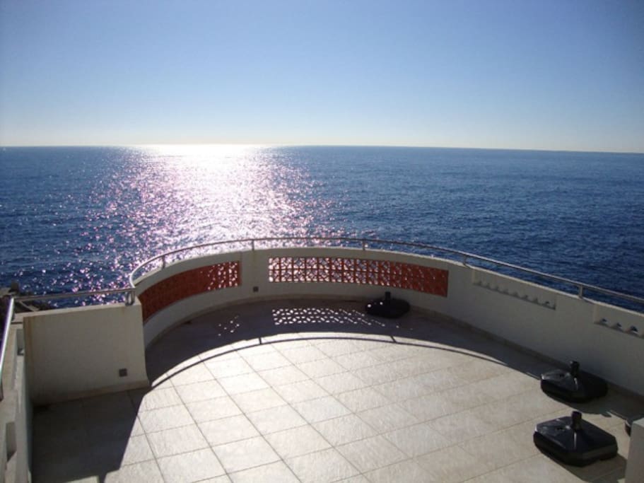 Grande terrasse sur le toit, plein Sud