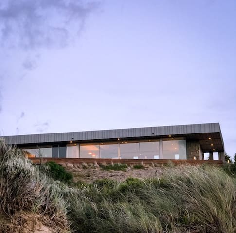 Absolute Beachfront Luxury Beach House