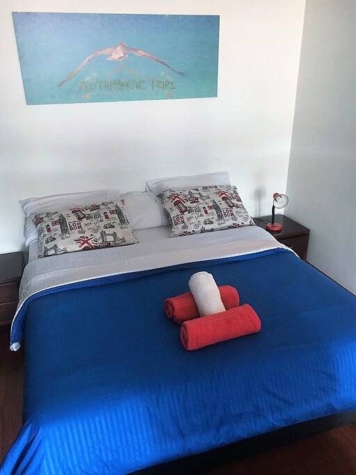 Queen size bed