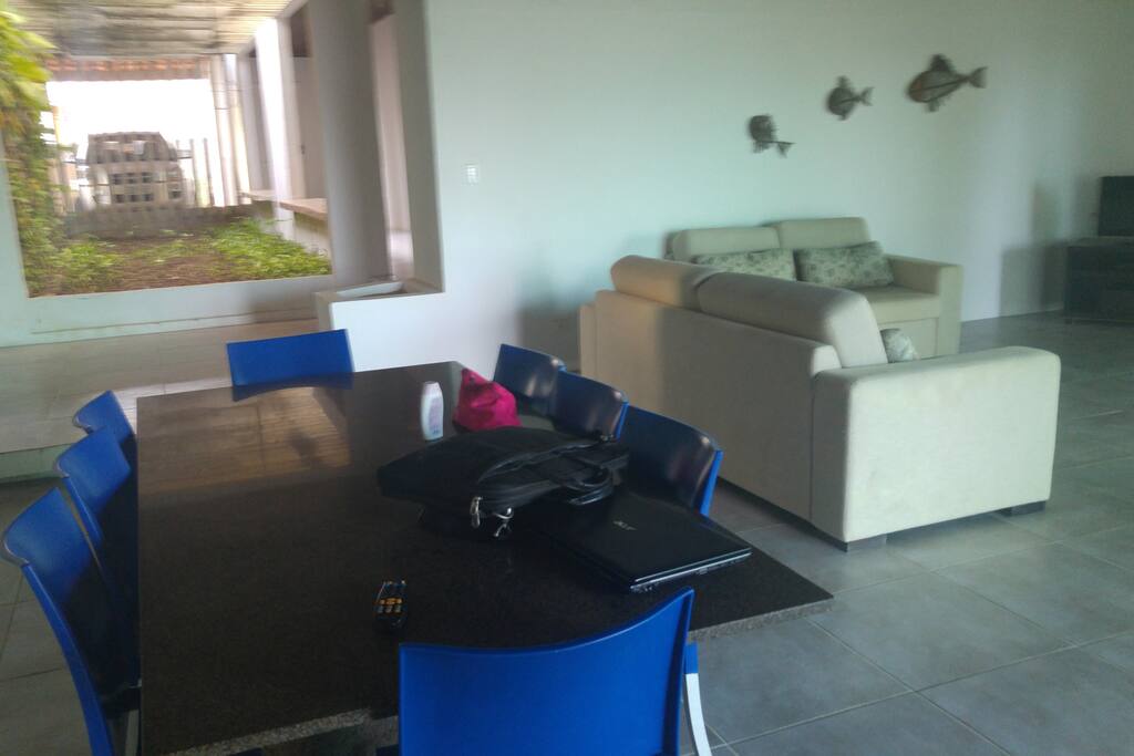 Sala de jantar e estar TV
Jardim de interno