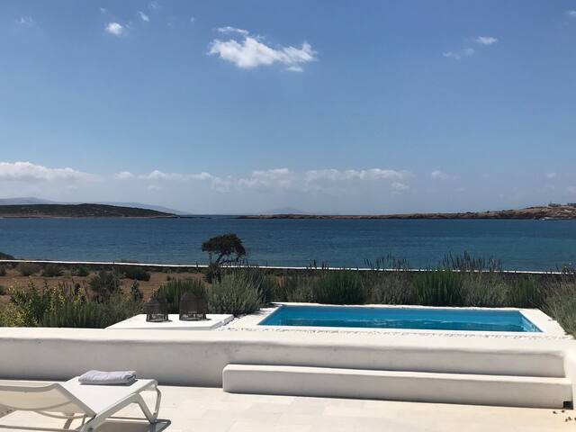 SAND Collection | 4 BDR Sea View Villa 2 with Pool gallery image 3