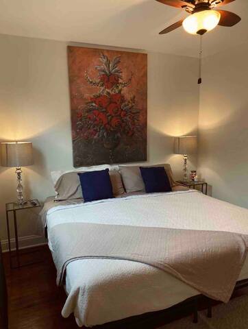 Historic German Village Apartment gallery image 4