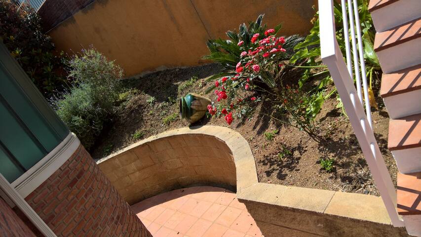 villa + sea-view+private pool+airco in bedrooms gallery image 5