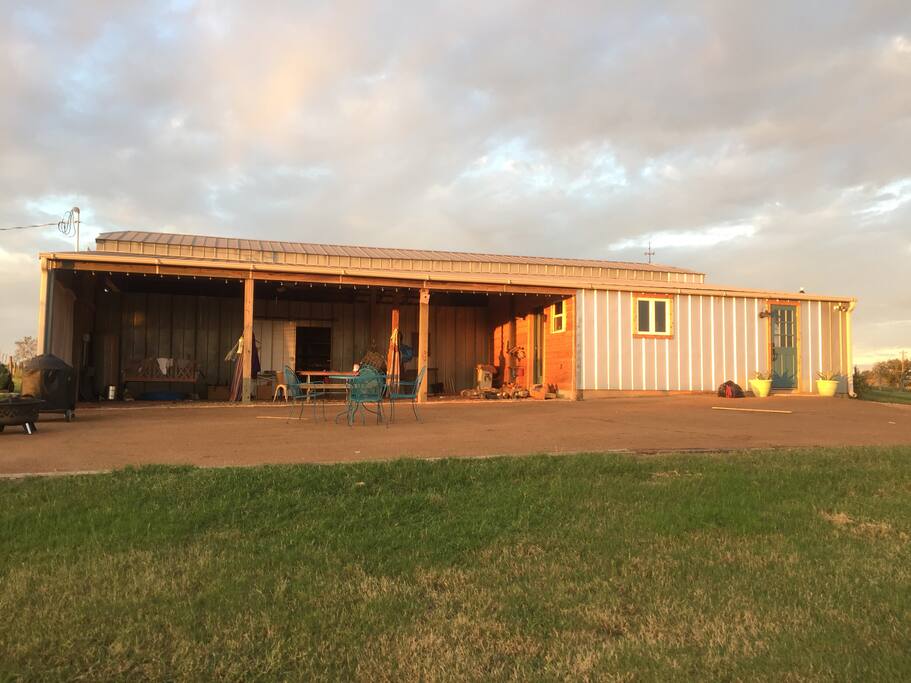 Come live in a barn- 2 separate areas built out- great for 2 families.