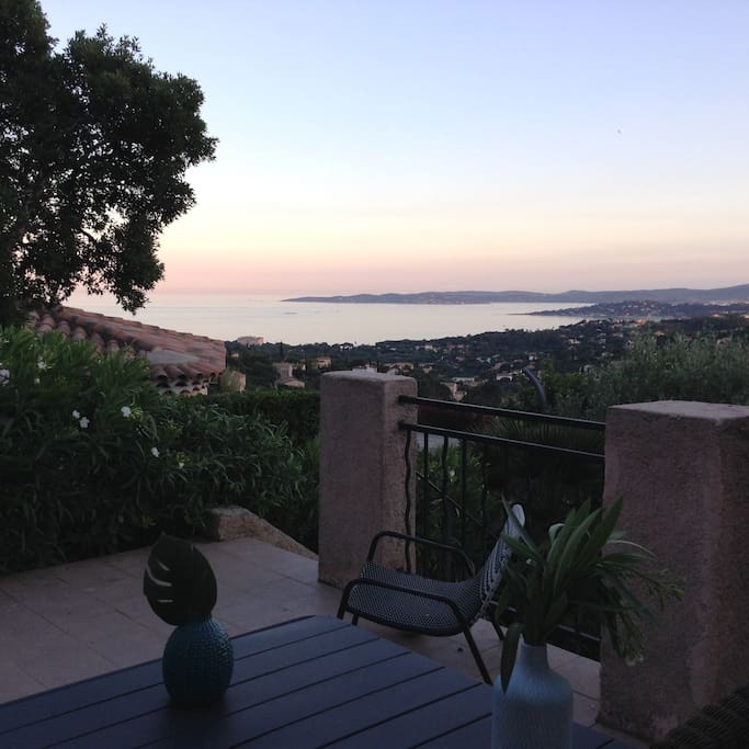 Vue mer-couché de soleil