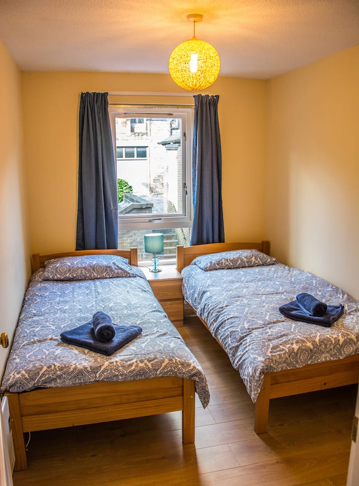 غرفة النوم 2