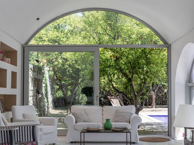 Chic Masseria with pool in a typical Salento town gallery image 4