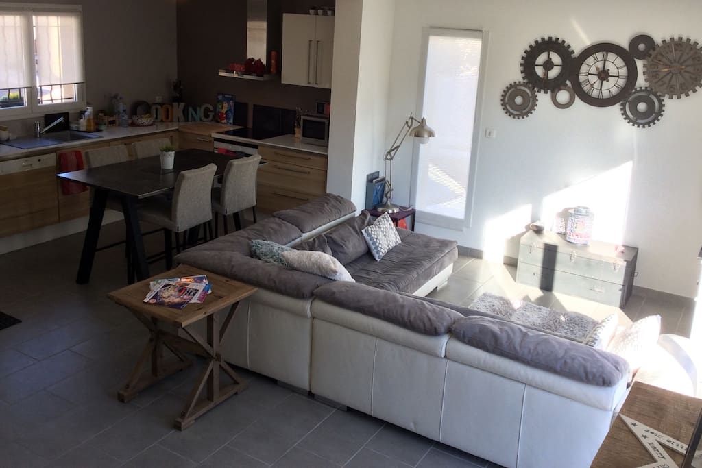 salon confortable et spacieux