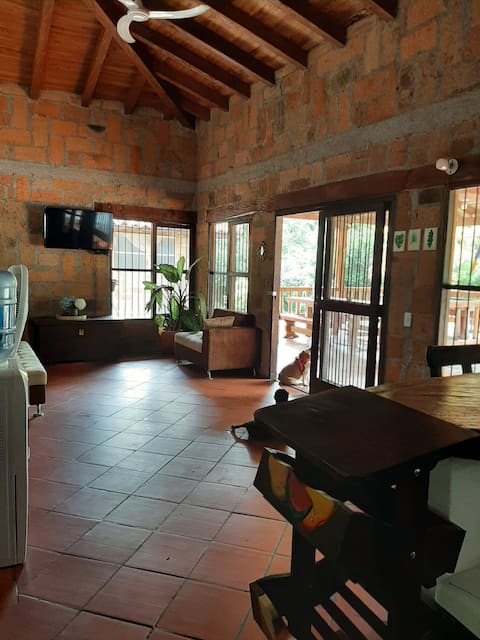 Popular Airbnb listing: Finca San Miguel, country house with pool in Sopetrán
