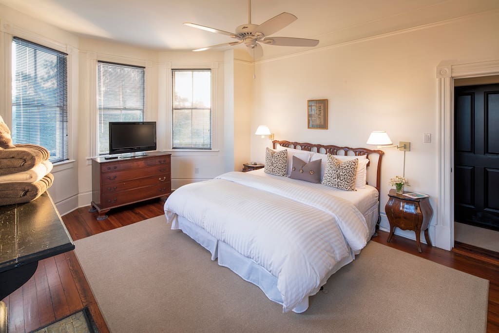 King Bedroom