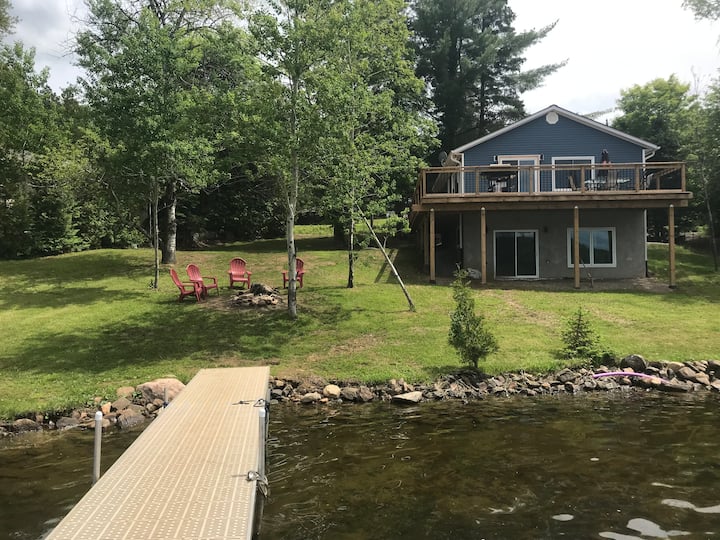 Beautiful cottage home on Paudash lake Vacation homes for Rent in