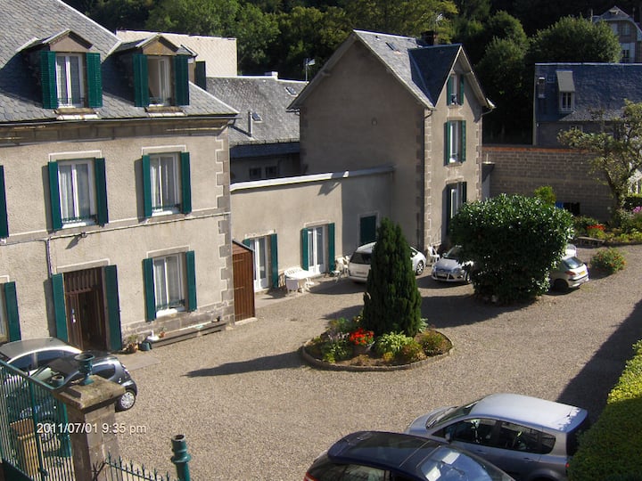 Mont-dore 1 : Appart 3/4 Pers. Plein Sud Avec Vue - Murol