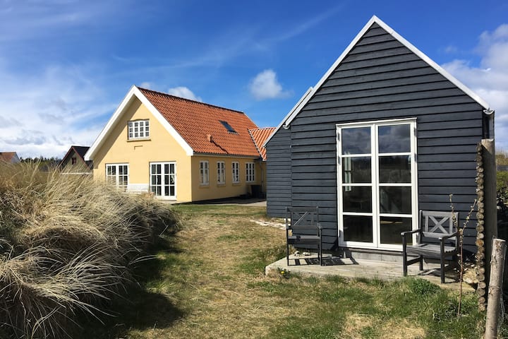 Hyggeligt og centralt anneks i Klitmøller