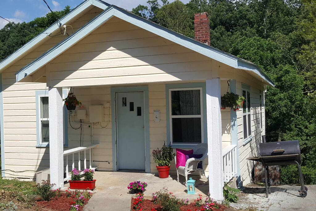 Cute Bungalow