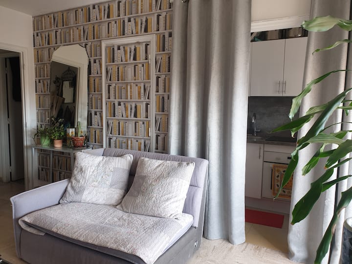 The Cozy Nest  In Cannes
Welcome On La Côte D'azur - Cannes