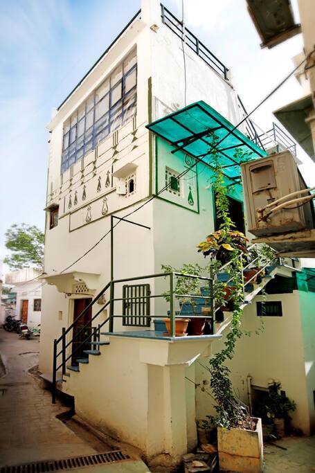 Outer Glimpse of the traditional old house.