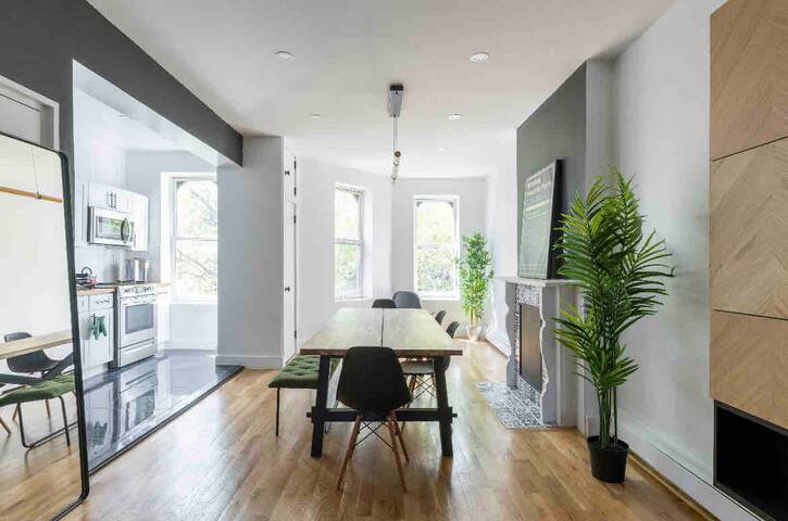 Quadplex 9 Bdr | Bed-Stuy | Extended Stay gallery image 3