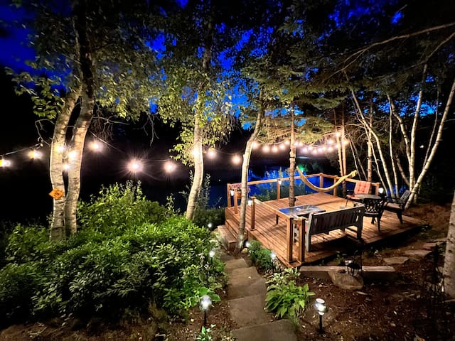 Cedar Paradise on Lotus Pond