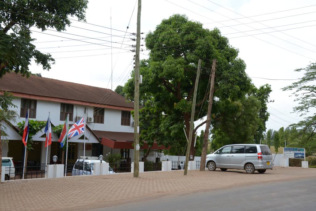 Front hotel area
