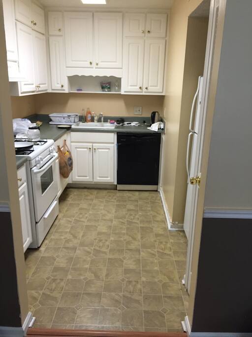 Fully equipped kitchen